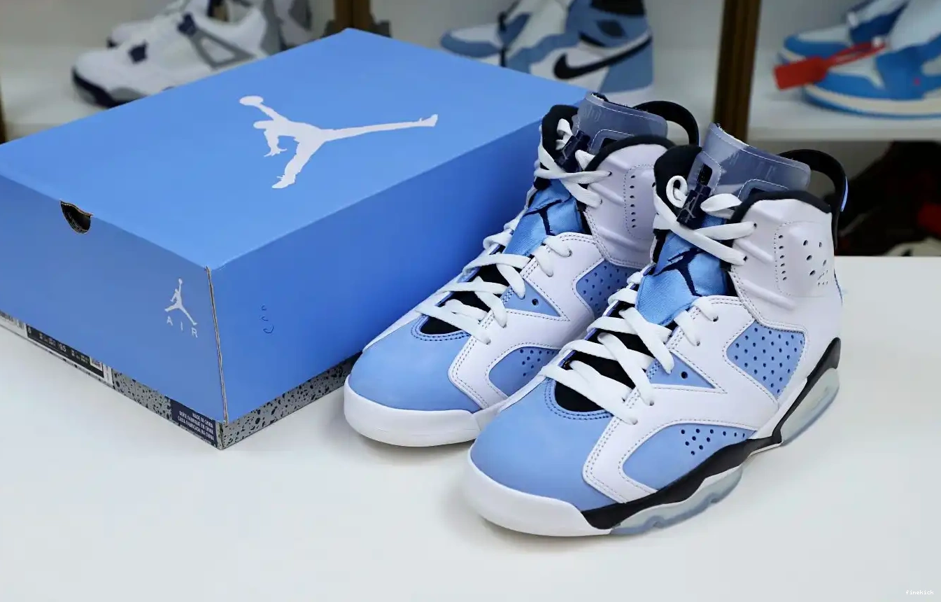 HOME' RETRO AIR JORDAN 6 'UNC 0405